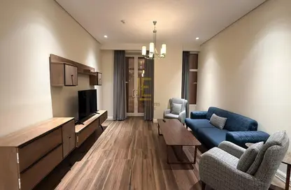 Apartment - 2 Bedrooms - 2 Bathrooms for sale in Floresta Gardens - Floresta Gardens - The Pearl Island - Doha