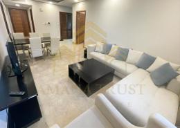 صورةغرفة المعيشة / غرفة الطعام لـ: شقة - 2 غرف نوم - 3 حمامات للبيع في الاركية سيتي - الوسيل, صورة 1