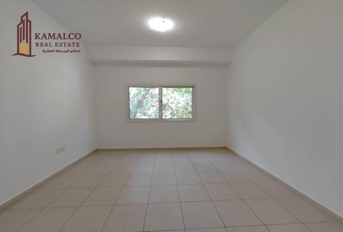 942322 - Property Image 3