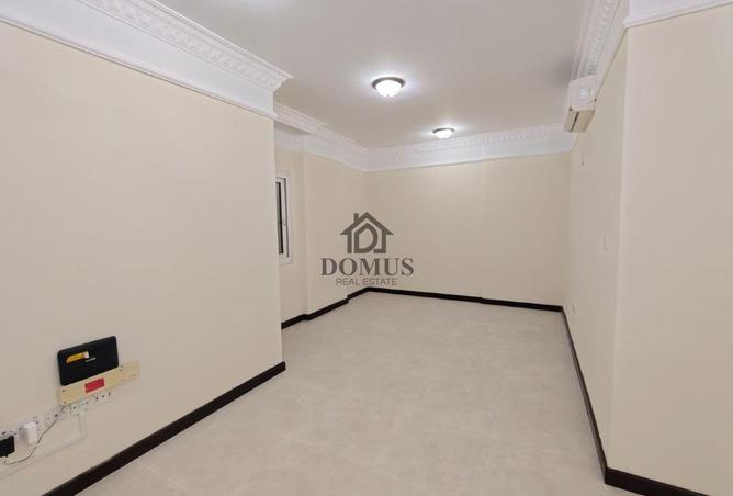 981778 - Property Main Image