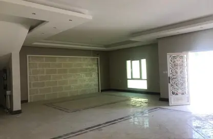 فيلا - 7 غرف نوم - 8 حمامات للبيع في الدحيل - الدحيل - الدوحة