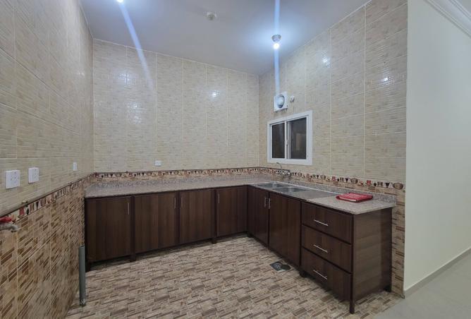 952083 - Property Image 2
