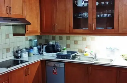 شقة - 2 غرف نوم - 3 حمامات للبيع في برج 8 - بورتو أرابيا - جزيرة اللؤلؤة - الدوحة