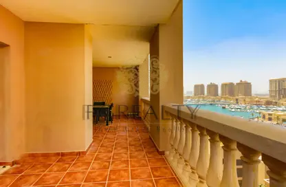 Apartment - 1 Bedroom - 2 Bathrooms for rent in Tower 16 - Porto Arabia - The Pearl Island - Doha