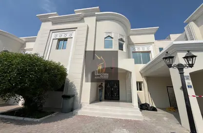 مجمع سكني - 5 غرف نوم - 5 حمامات للايجار في شارع الوعب - الوعب - الدوحة