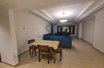 صورة لـ غرفة الطعام شقة - 2 غرف نوم - 3 حمامات للايجار في طريق بورتو الشرقي - بورتو أرابيا - جزيرة اللؤلؤة - الدوحة ، صورة رقم 1