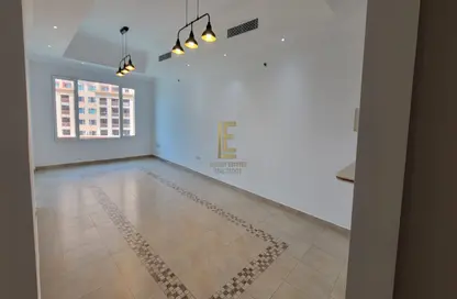 Apartment - 2 Bedrooms - 2 Bathrooms for rent in East Porto Drive - Porto Arabia - The Pearl Island - Doha