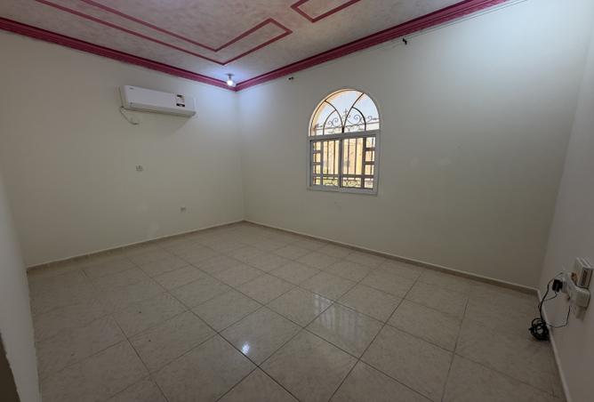 1002152 - Property Image 3