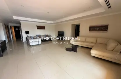 Apartment - 2 Bedrooms - 3 Bathrooms for rent in West Porto Drive - Porto Arabia - The Pearl Island - Doha