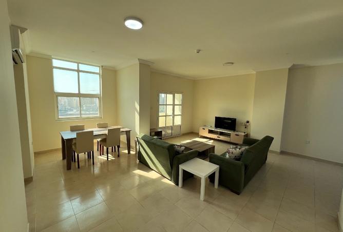 983197 - Property Main Image