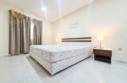 Apartment - 1 Bedroom - 1 Bathroom for rent in Umm Ghuwailina 4 - Umm Ghuwailina - Doha