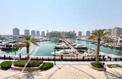 تاون هاوس - 4 غرف نوم - 5 حمامات للايجار في منازل تاون هاوس - بورتو أرابيا - جزيرة اللؤلؤة - الدوحة