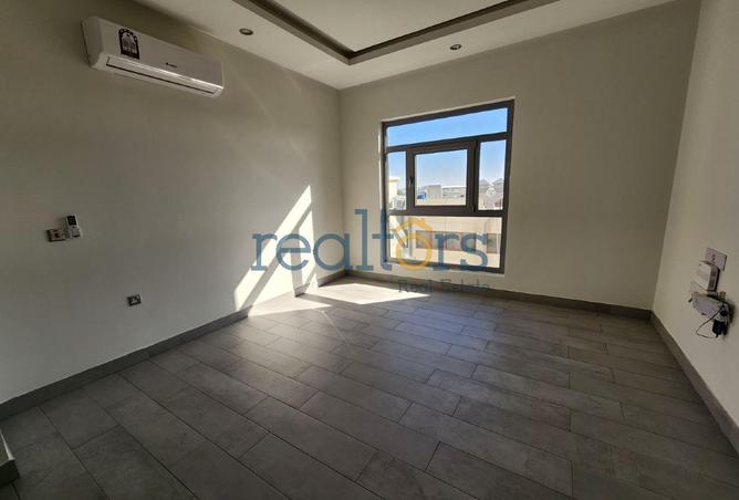 999338 - Property Image 2