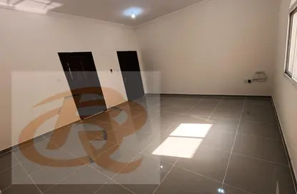 Empty Room image for: Apartment - 1 Bathroom for rent in Al Hilal - Al Hilal - Doha, Image 1