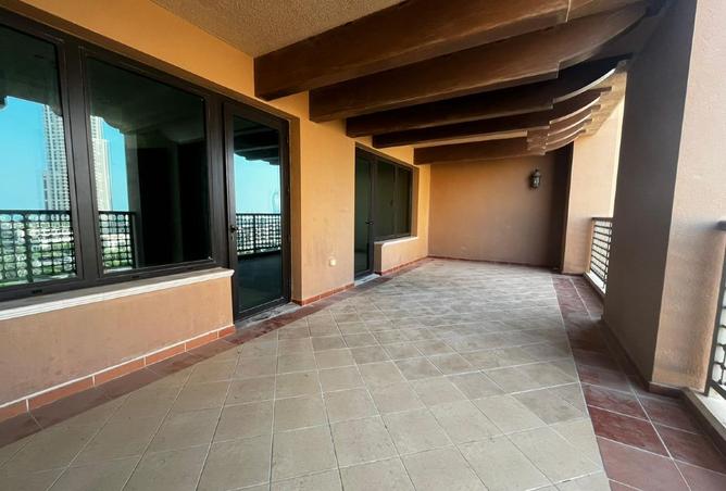 954819 - Property Image 3