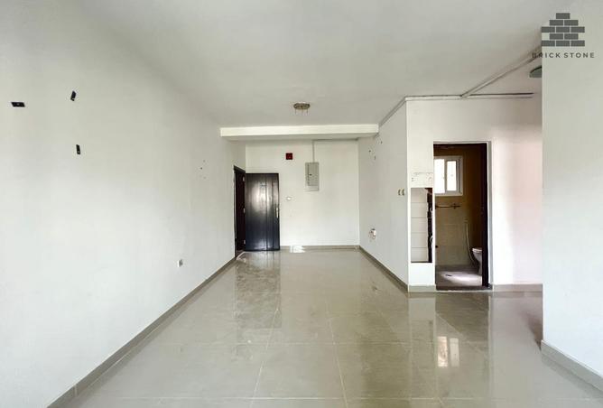 995034 - Property Image 2