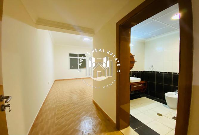 966881 - Property Image 3