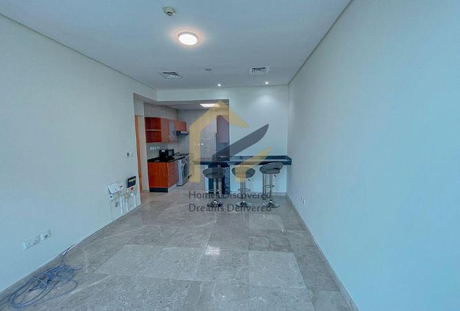 896857 - Property Image 3