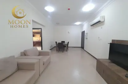 Apartment - 1 Bedroom - 1 Bathroom for rent in Umm Ghuwalina - Umm Ghuwailina - Doha
