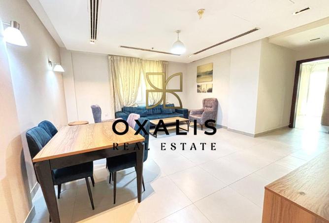 984525 - Property Image 2