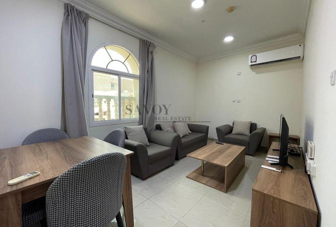 904497 - Property Image 2