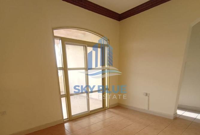 970589 - Property Image 3