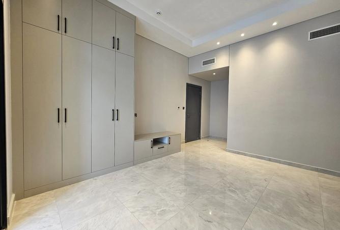 980236 - Property Image 2