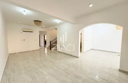 Villa - 6 Bedrooms - 7 Bathrooms for rent in Al Sakhama - Doha