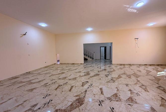 1003294 - Property Image 2