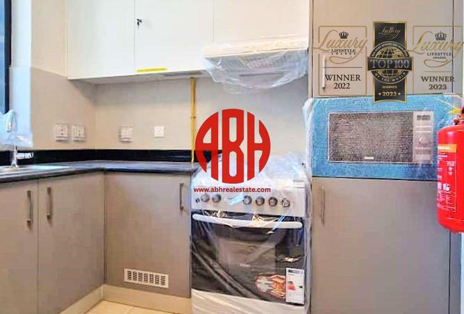 966003 - Property Image 3