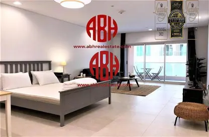 Apartment - 1 Bathroom for rent in Al Mutahidah Tower - Viva Bahriyah - The Pearl Island - Doha