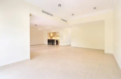 Empty Room image for: Duplex - 3 Bedrooms for sale in Venezia - Qanat Quartier - The Pearl Island - Doha, Image 1