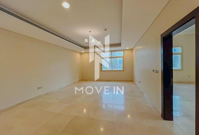 981334 - Property Image 2