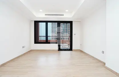 Apartment - 1 Bedroom - 2 Bathrooms for rent in East Porto Drive - Porto Arabia - The Pearl Island - Doha Apartment - 1 Bedroom - 2 Bathrooms for rent in East Porto Drive - Porto Arabia - The Pearl Island - Doha