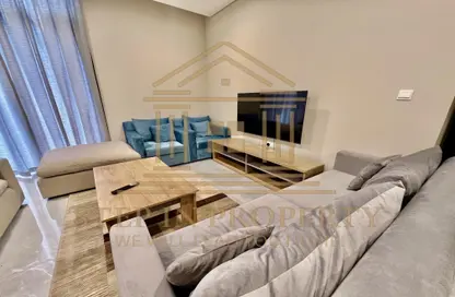 Apartment - 2 Bedrooms - 3 Bathrooms for rent in The Pearl Island - Doha