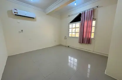 Apartment - 1 Bedroom - 1 Bathroom for rent in Street 871 - Al Duhail South - Al Duhail - Doha