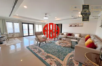 Apartment - 2 Bedrooms - 3 Bathrooms for rent in East Porto Drive - Porto Arabia - The Pearl Island - Doha
