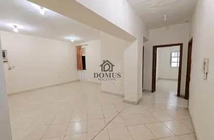 Apartment - 2 Bedrooms - 2 Bathrooms for rent in Fereej Bin Omran - Doha