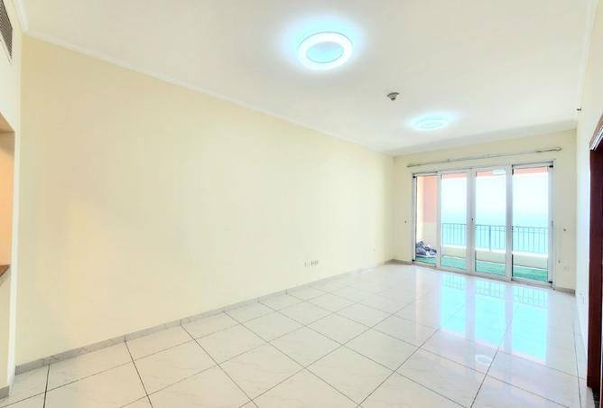 931688 - Property Image 3