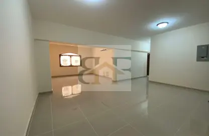 Apartment - 2 Bedrooms - 2 Bathrooms for rent in Al Mansoura - Al Mansoura - Doha