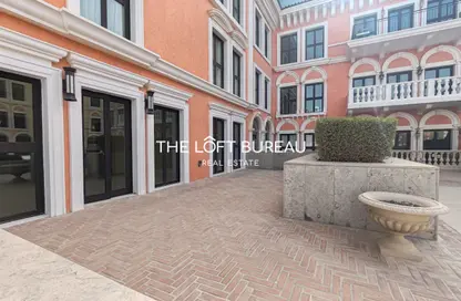 Apartment - 1 Bedroom - 2 Bathrooms for rent in Teatro - Qanat Quartier - The Pearl Island - Doha