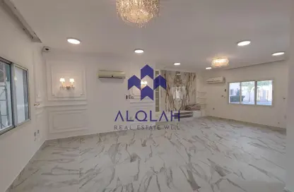 Villa - 3 Bedrooms - 3 Bathrooms for rent in New Salata - Salata - Doha