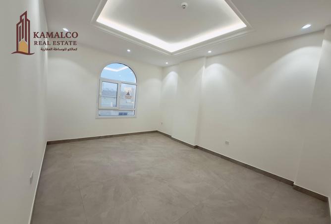 955426 - Property Image 3