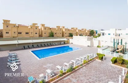 Villa - 4 Bedrooms - 4 Bathrooms for rent in Ain Khaled - Ain Khaled - Doha