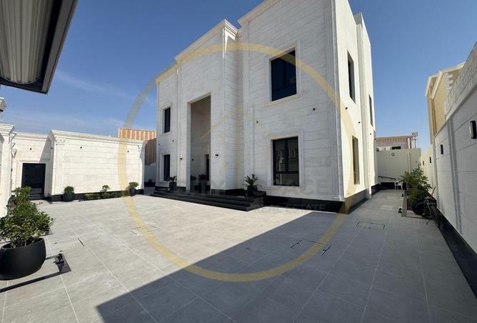 968689 - Property Image 2