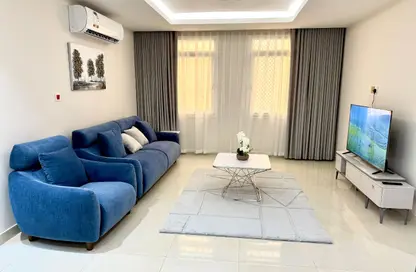 Apartment - 2 Bedrooms - 2 Bathrooms for rent in Al Mansoura - Al Mansoura - Doha