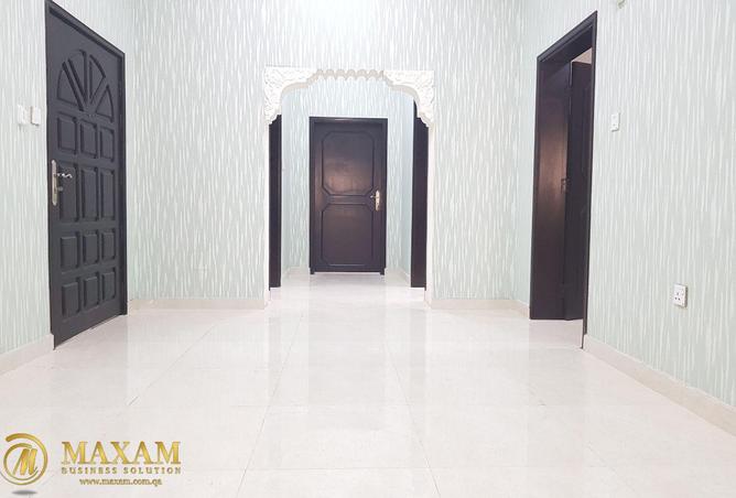 953769 - Property Image 3