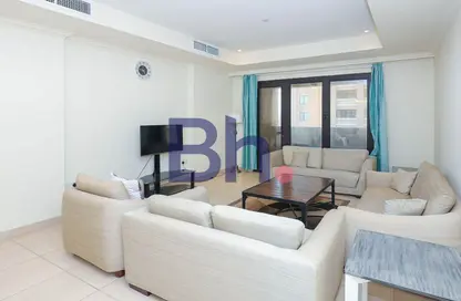 Apartment - 1 Bedroom - 2 Bathrooms for sale in West Porto Drive - Porto Arabia - The Pearl Island - Doha