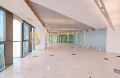 Office Space - Studio - 2 Bathrooms for rent in 35 West Bay - West Bay - Doha