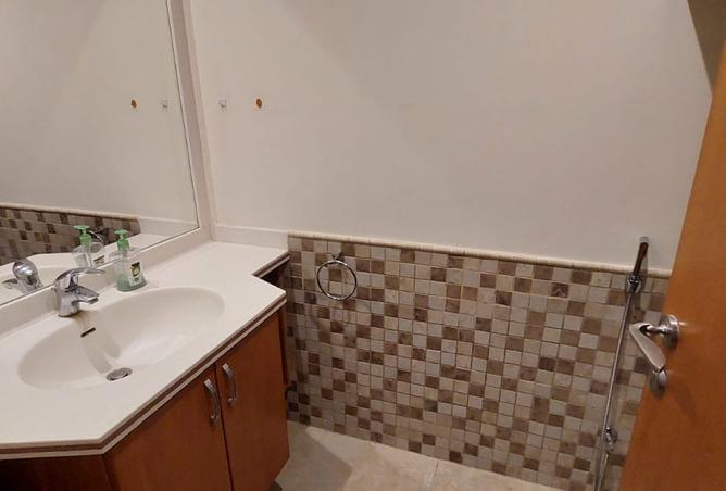 975347 - Property Image 3